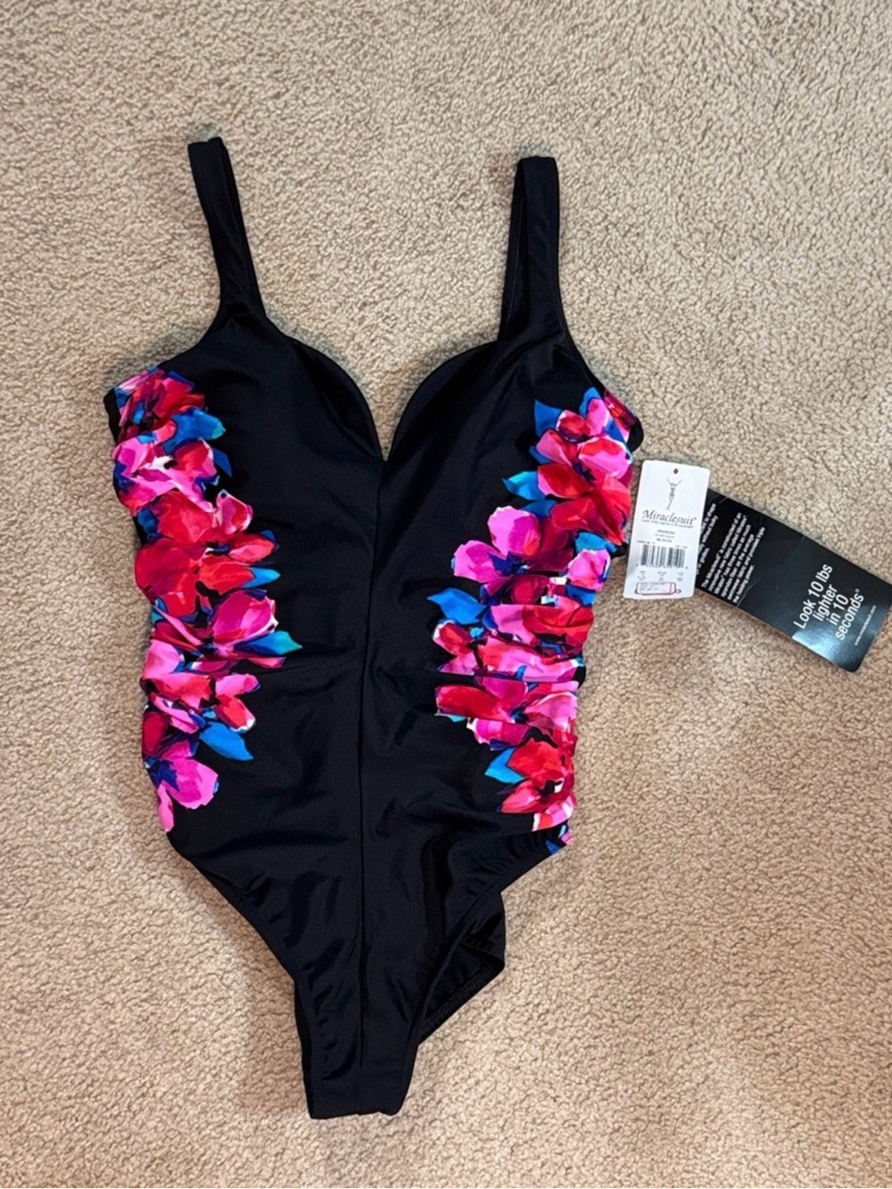 Miraclesuit suit size 16 NWT “Sweetheart” 🌺breathtaking 🌺